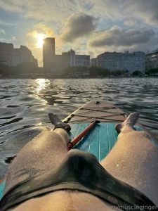 Click to lick my bulge