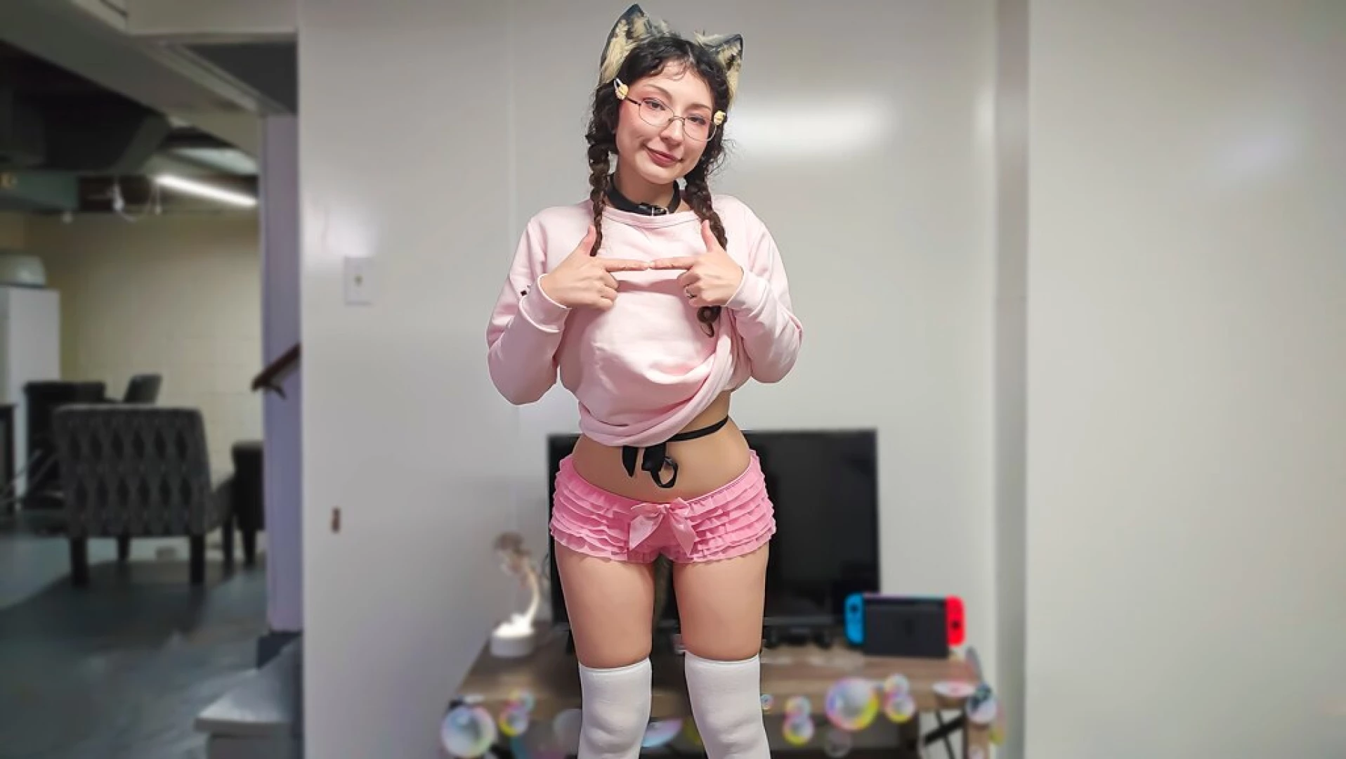 Da da da da da da new ppv will be out soon ppv will be sent out via 