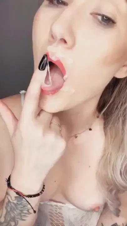Primul meu clip cu anal cu partener este gata mi-o trage-n gura apoi 