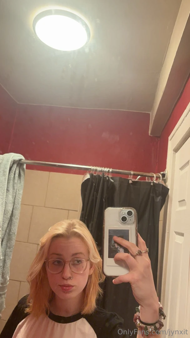 Hehe you guys want me to start posting regularly i think im coming 