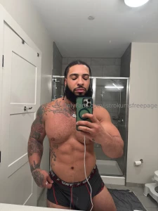 Get me in the shower live now