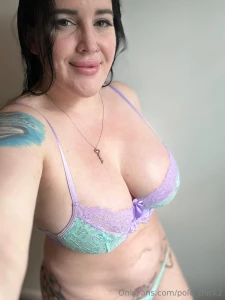 I got a huge space for your cum shower dm me to drain that heavy balls