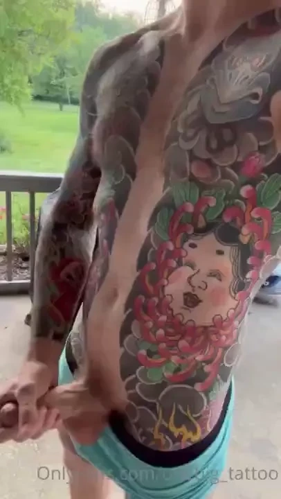 Ahh the morning on a weekend nothing up yet except the sun and my cock 