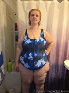 Hello lovelies went out to the beach today figured you would like to part 3