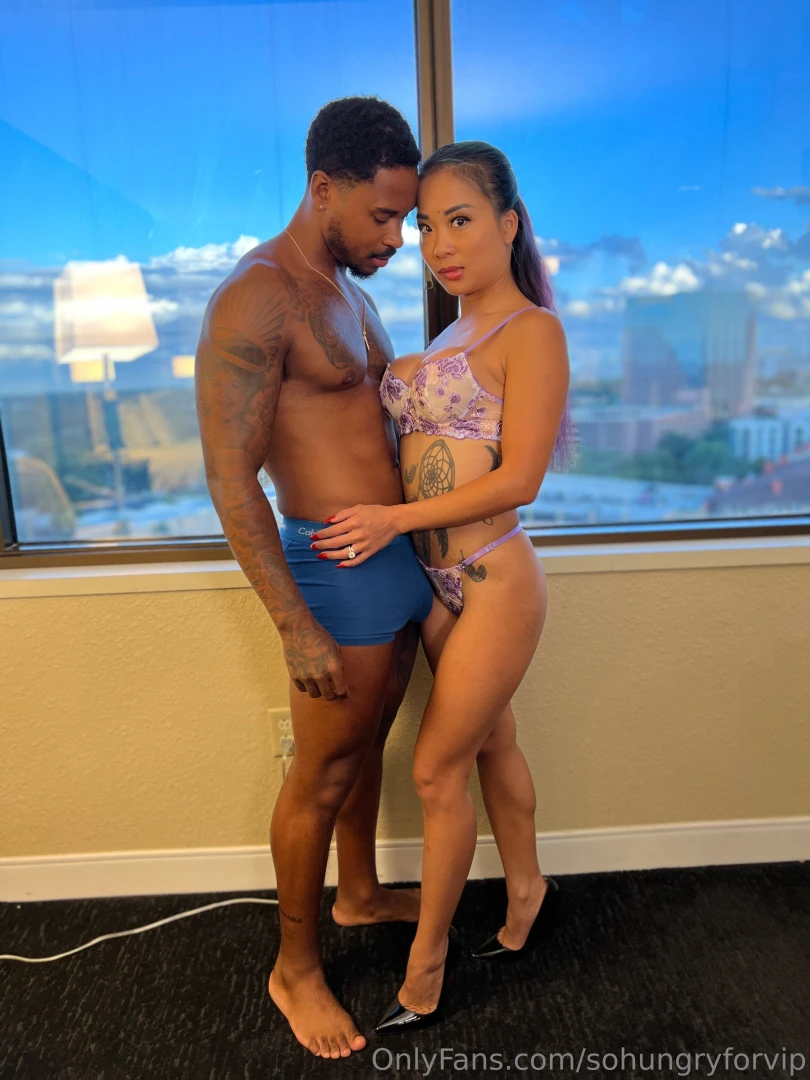 Who else loves asian hotwives katielin_nextdoor 