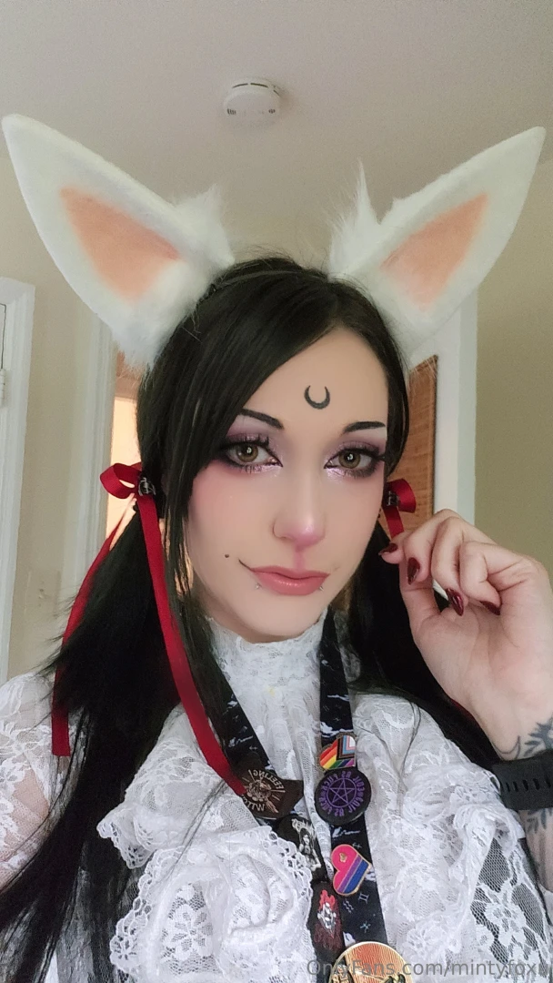 Dressed up as a rabbit for work because easter is tomorrow was super part 1 
