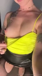 5 38 really hot video with squirt write me in dm