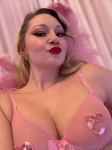 Pretty in pink part 1851