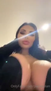 Oops nip slip hey guys i took a well deserved weekend off from content