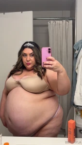 Forgot to post these belly snaps also i have a new big belly collab part 1