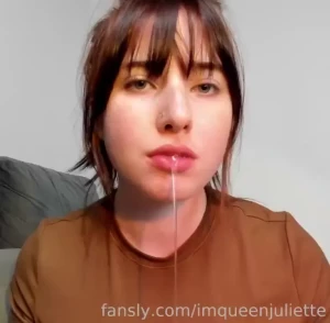 Here s my morning post-workout pee and spit for my sending human part 1