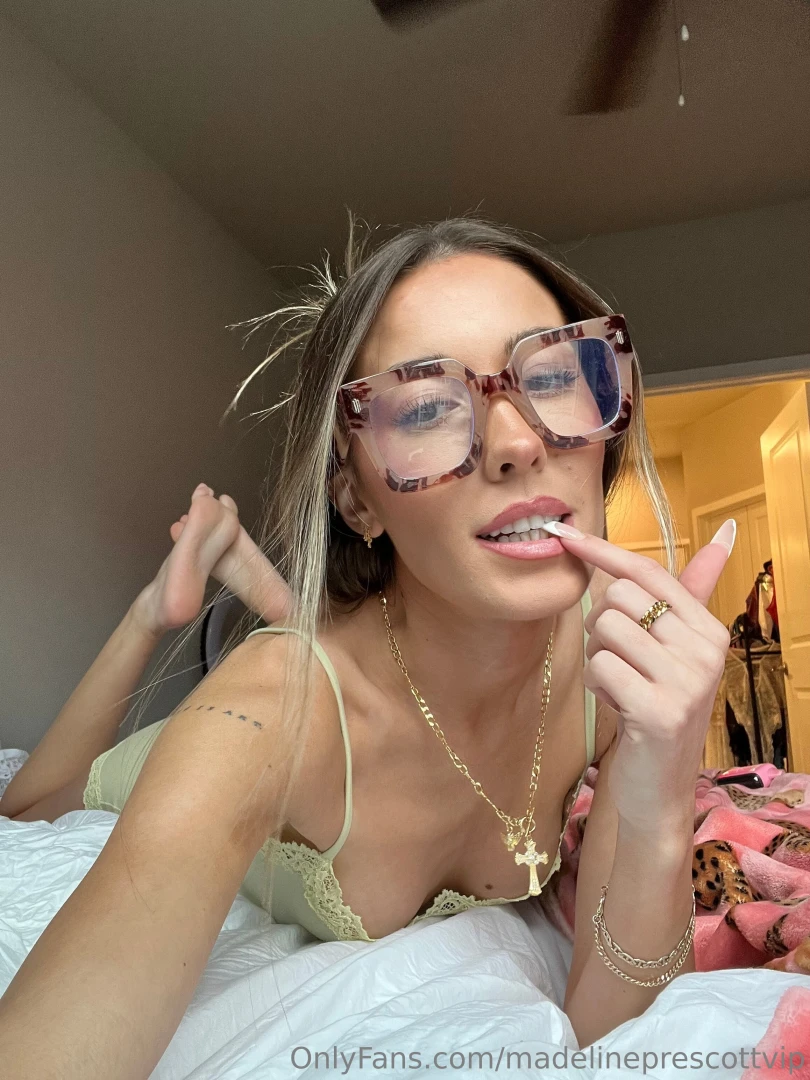 Take a wilddd guess at what s on my mind 