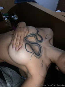 I m bored af do u wanna play with me