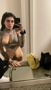 Hopping on for dm s right now i hope everyone has a great weekend part 1