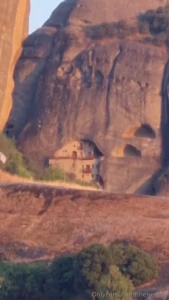 Nell entroterra greco molto bello viaggiare autostrade del tutto vuote