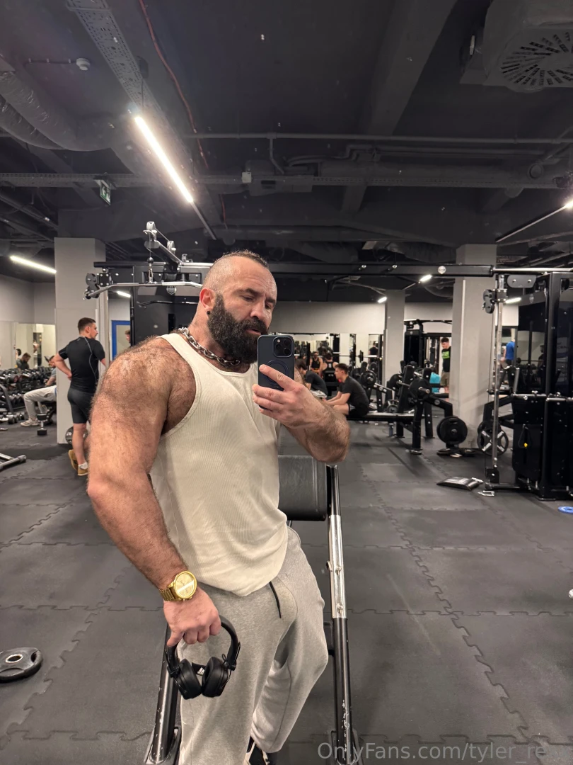 Ready to roar with the wild ones https onlyfans com tylerrex c3 