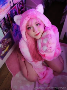 I just sent you all some extra pics of this cosplay in dms as a thank