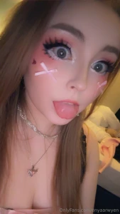 Cute little closeups of my concert makeup lmk what you think hehe i part 4