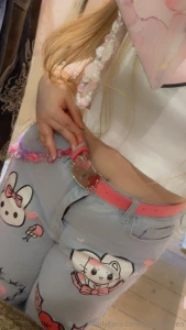 Little close up of my hello kitty belt because i think it s super cute