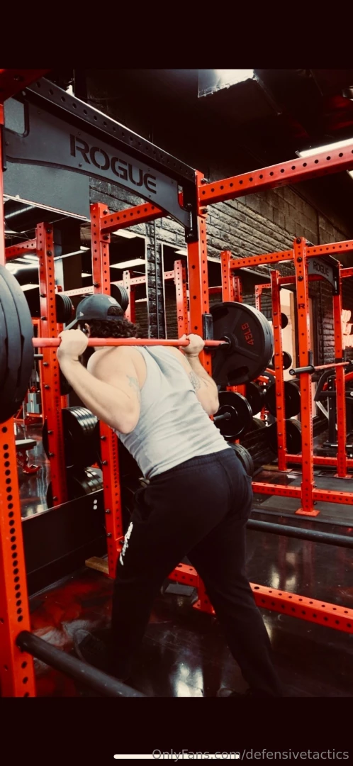 Barbell back squats have always been a struggle for me but that s 