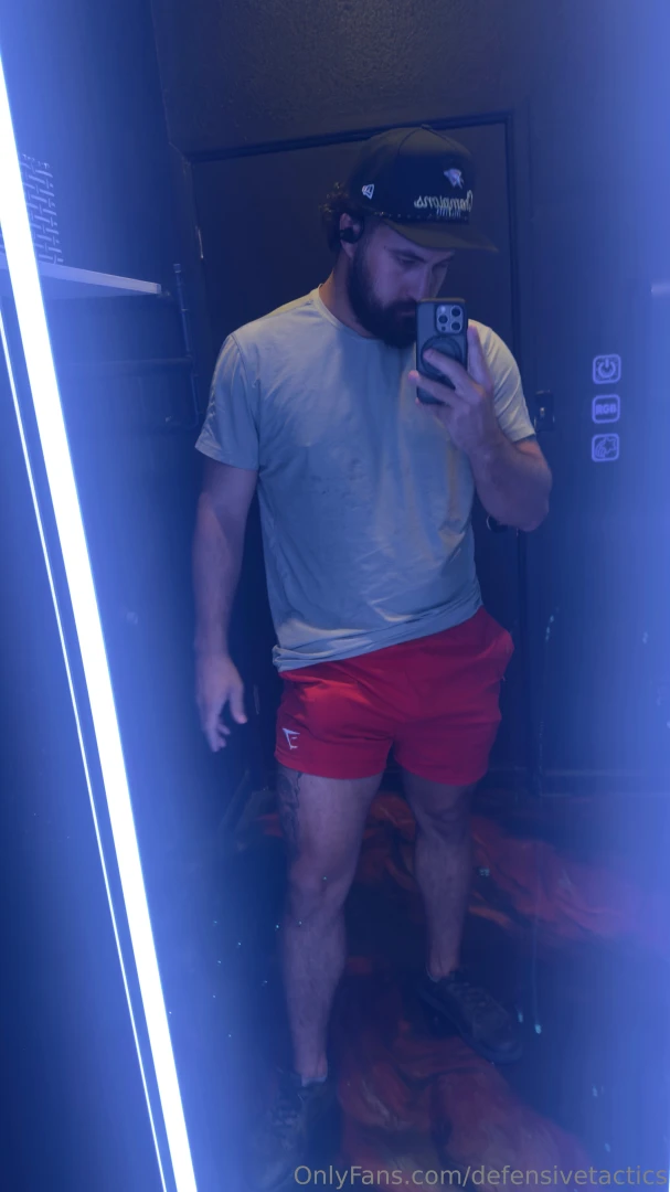 Lets get out pump on chest and tri friday -ryan 