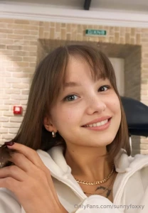 Free - jenifvip this hot brunette has been all alone for a long time part 20