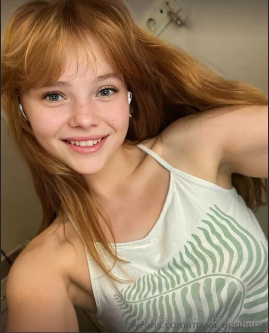 Sexy maria_euphoria her tight pink pussy will make you cum non-stop part 17 