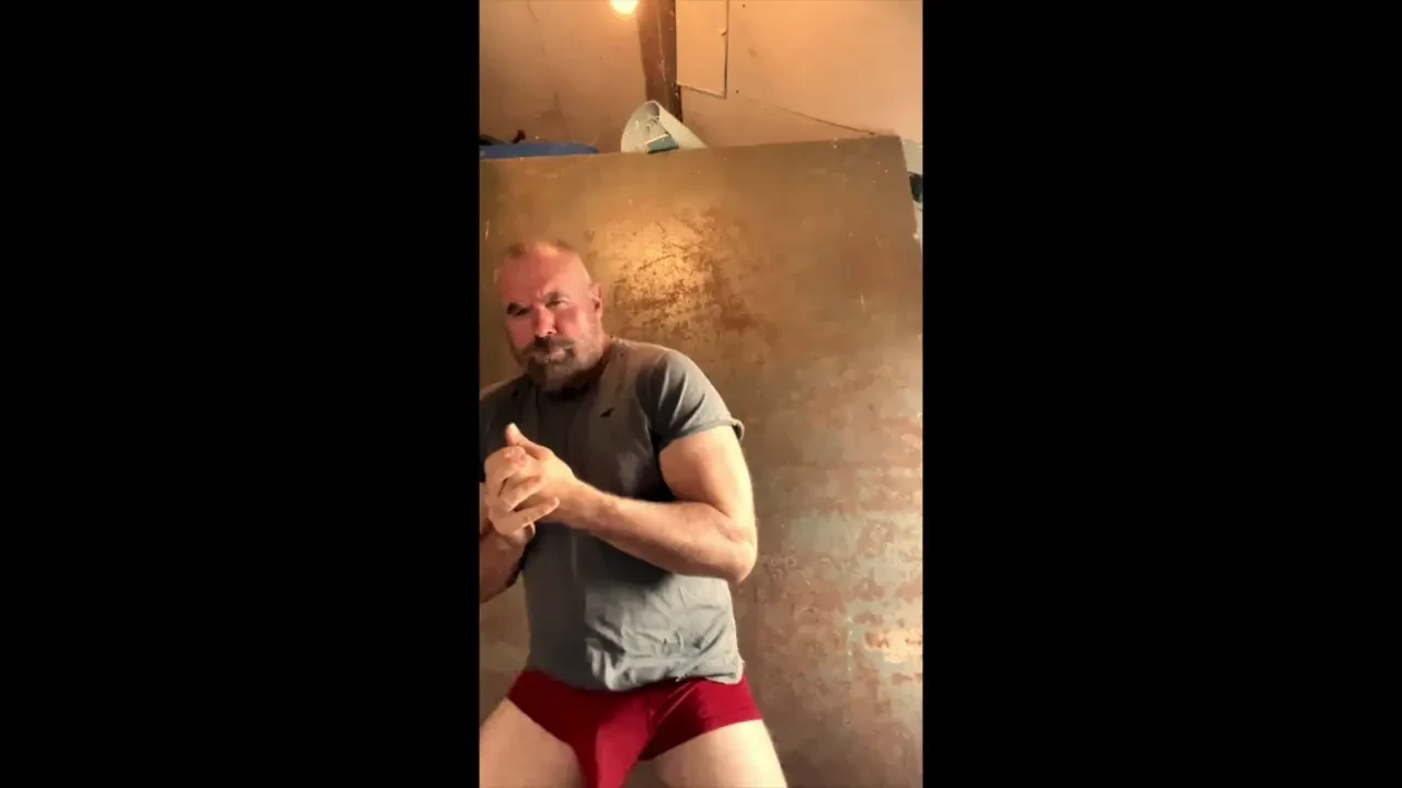 Boxing always makes me horny 