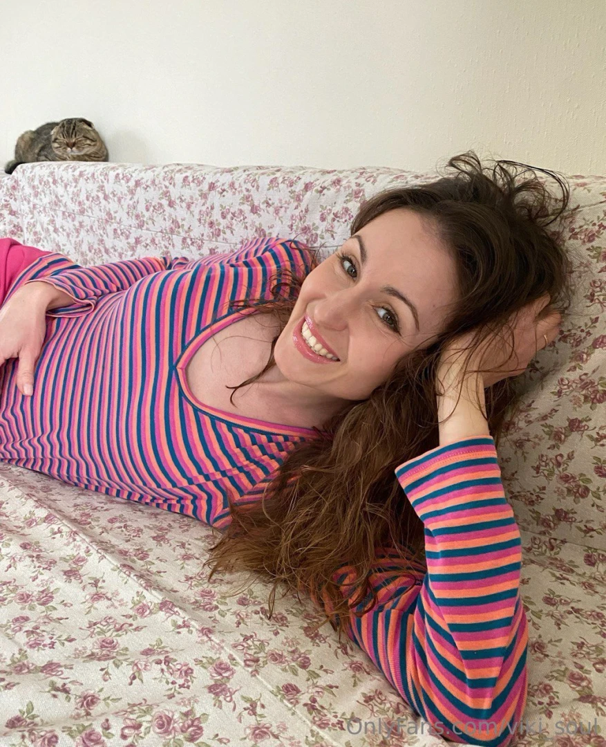 I m so jealous of my cat she s so wonderful at living and enjoying 