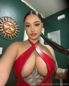 Eyes up here part 92