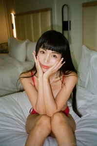 Tell me your midnight fantasy i might be it