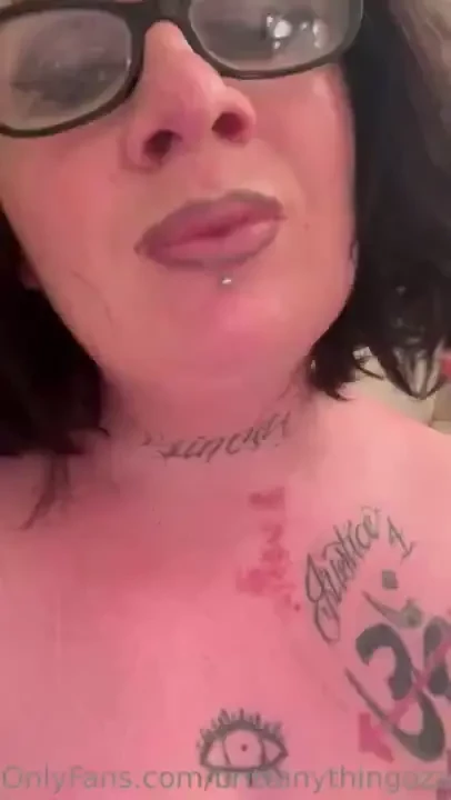 I want you to worship every single bit of my fat goddess body be sure 