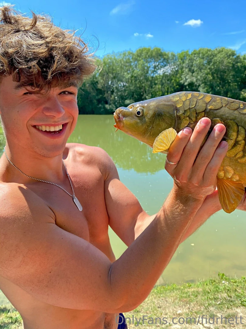 Who is cuter x https onlyfans com fidtikkers c13 