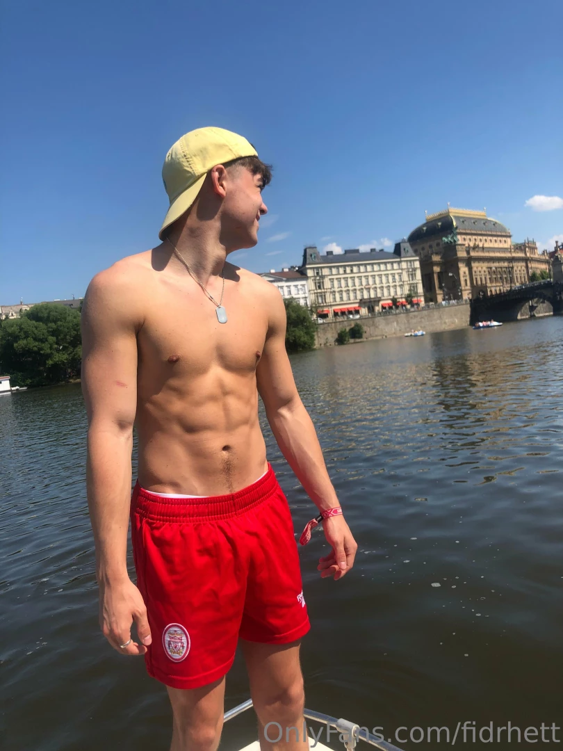 Just made something extra cheeky x https onlyfans com fidtikkers c13 