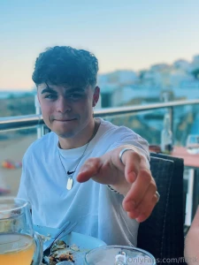 Come here and be my dessert