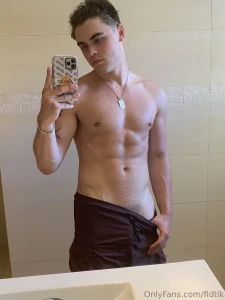 Ur fave boy s bored fix it