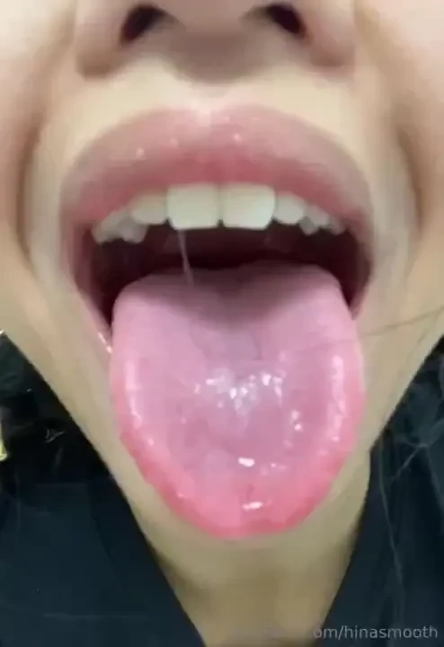 Begging for your cum load daddy check your dms or tip 14 and i send 