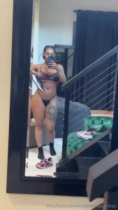 Cum workout with me live now