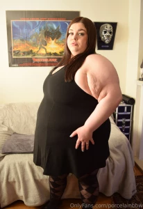 Loved the outfit but a size 26 is too tight