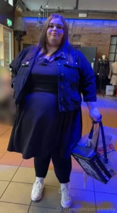 Pretty little pigs day out part 2