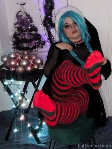 Merry christmas eve enjoy some more nylon worship of my christmas jinx part 2