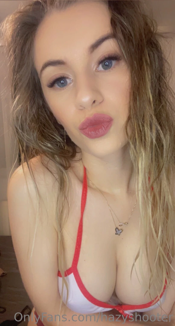 Kiss me hard and pull me closer 