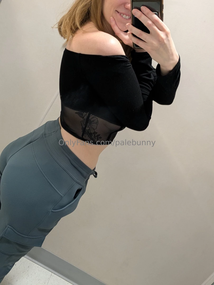 I ended up buying this shirt and just remembered how cute these try-on 