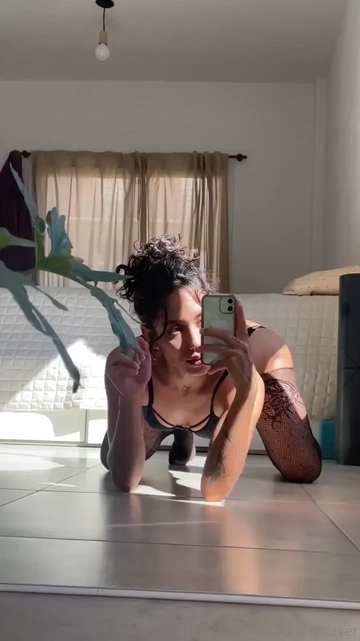 Leave me a 6 tip and i ll send you my best and longest video so you 