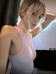College cutie newbie stella_blossomm wants to show how wet she is this part 17