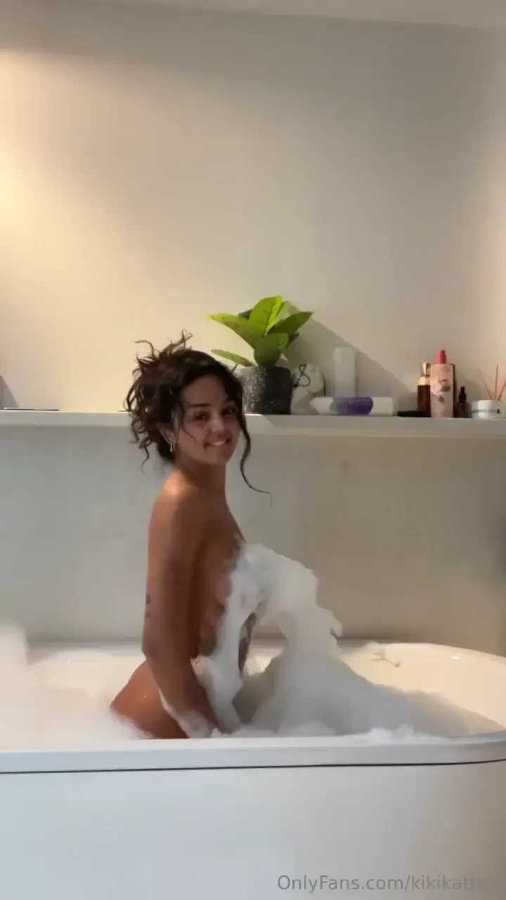 Having fun with the bubbles 