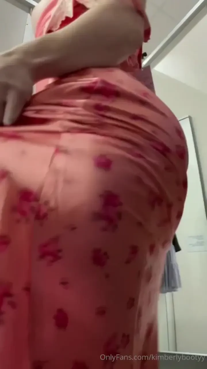 I never wear panties under a dress i like the easy access 