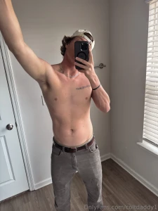 You re on your knees about to serve this