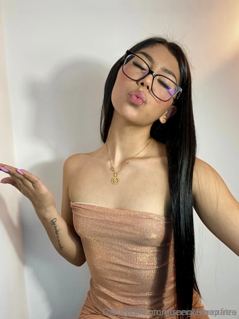 Tonight s menu me naked moaning you want a bite dm now 