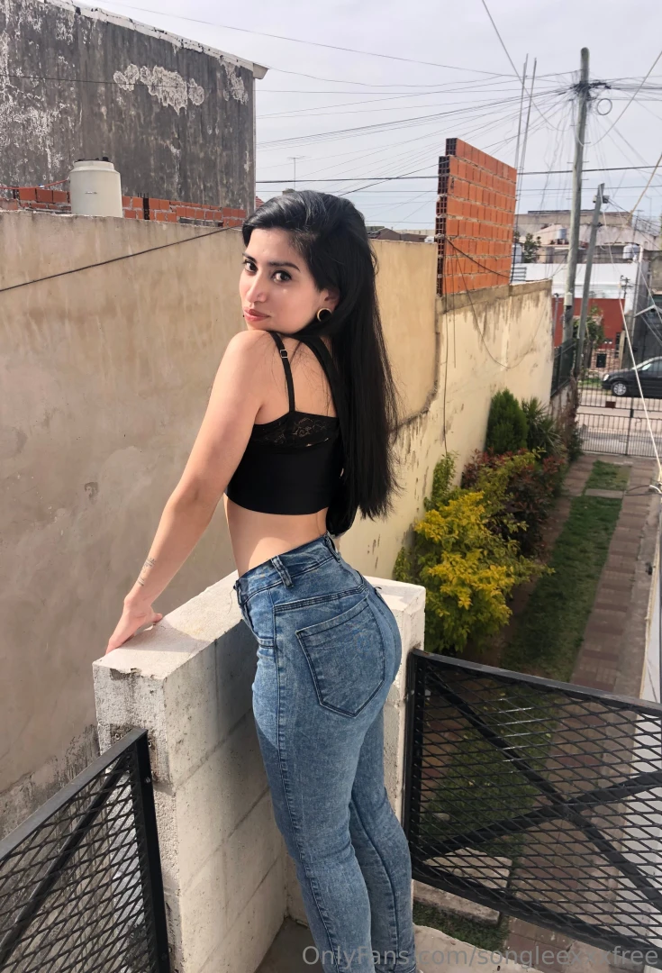 I ll leave myself out on the coffee table so you can eat me instead part 1 